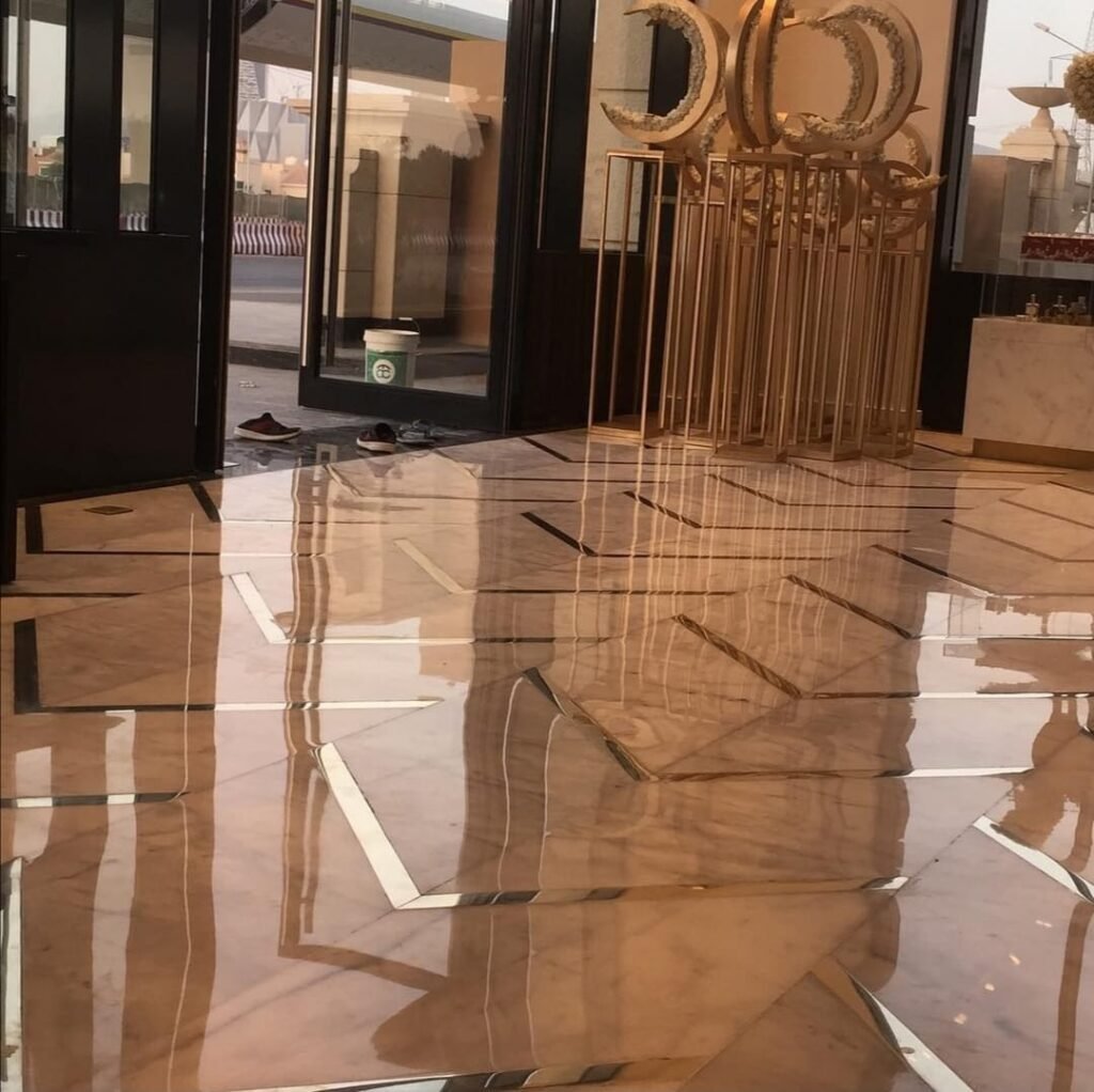 جلي وتلميع الرخام والبلاط بالكرستال